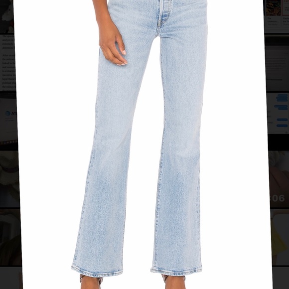 Levi’s Ribcage Flare - Picture 2 of 5